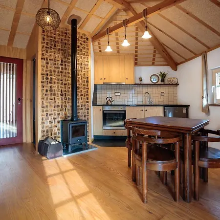 別荘 Refugio House Natura Moinho De Agua - Eco House ギマランイス